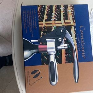 Brand New Connoisseur Wine Corkscrew